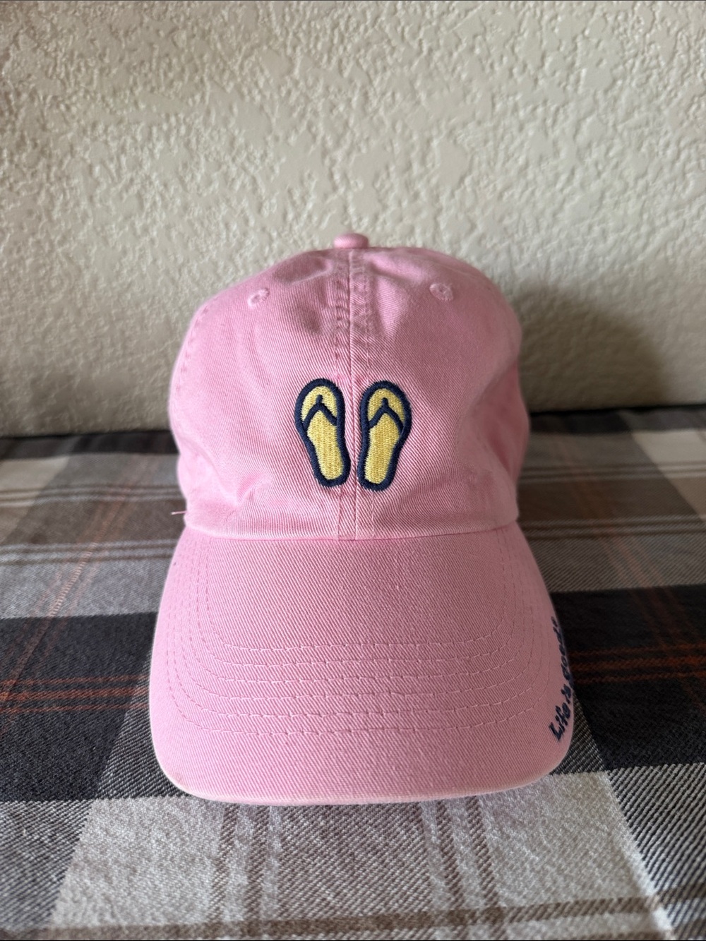 Life is good Happy Pink Flip Flops Chill Baseball Cap